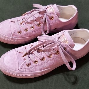 Lilac Suede Converse